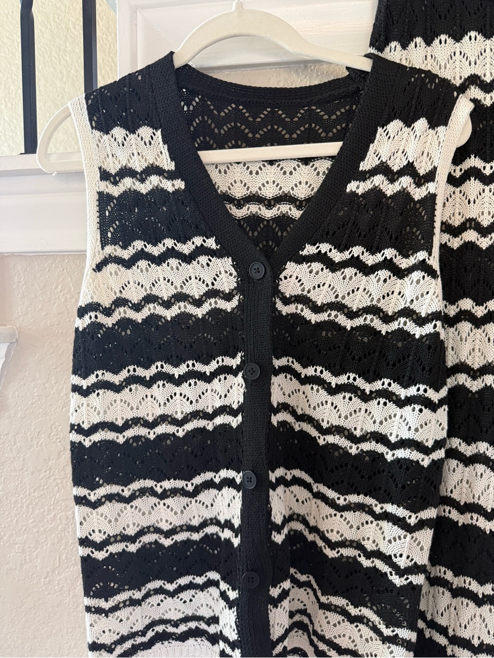 NWOT Women's Black & White Striped Knit coverup Set - Picture 5 of 8
